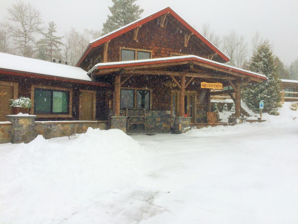 Adirondack Spruce Lodge Уилмингтон Экстерьер фото