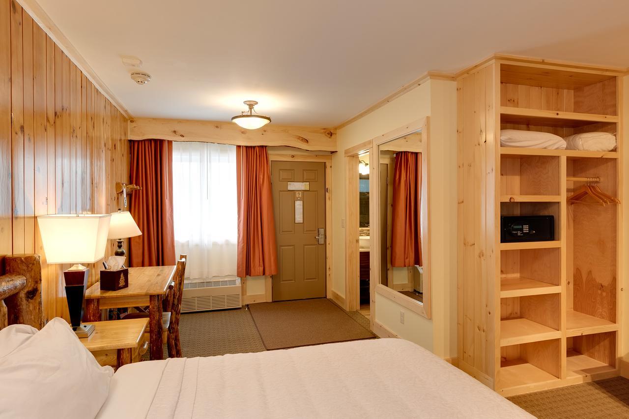 Adirondack Spruce Lodge Уилмингтон Экстерьер фото